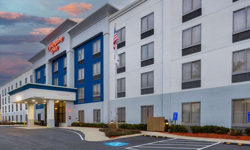 Hampton Inn Хаверхилл Экстерьер фото